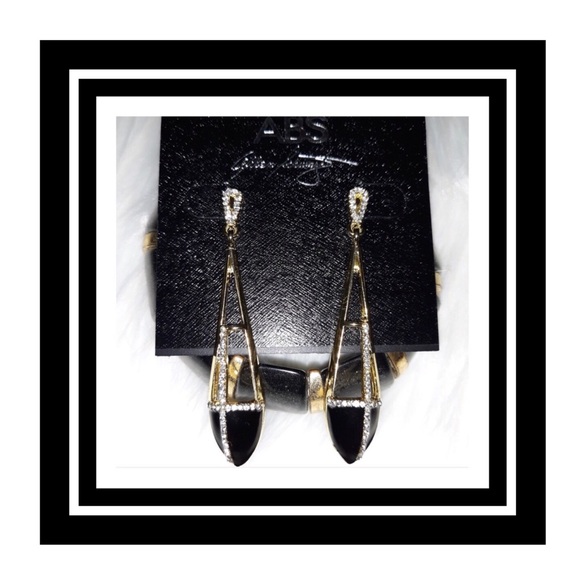 ABS Allen Schwartz Jewelry - NWT ABS By Allen Schwartz Drop Earrings Gold&Black